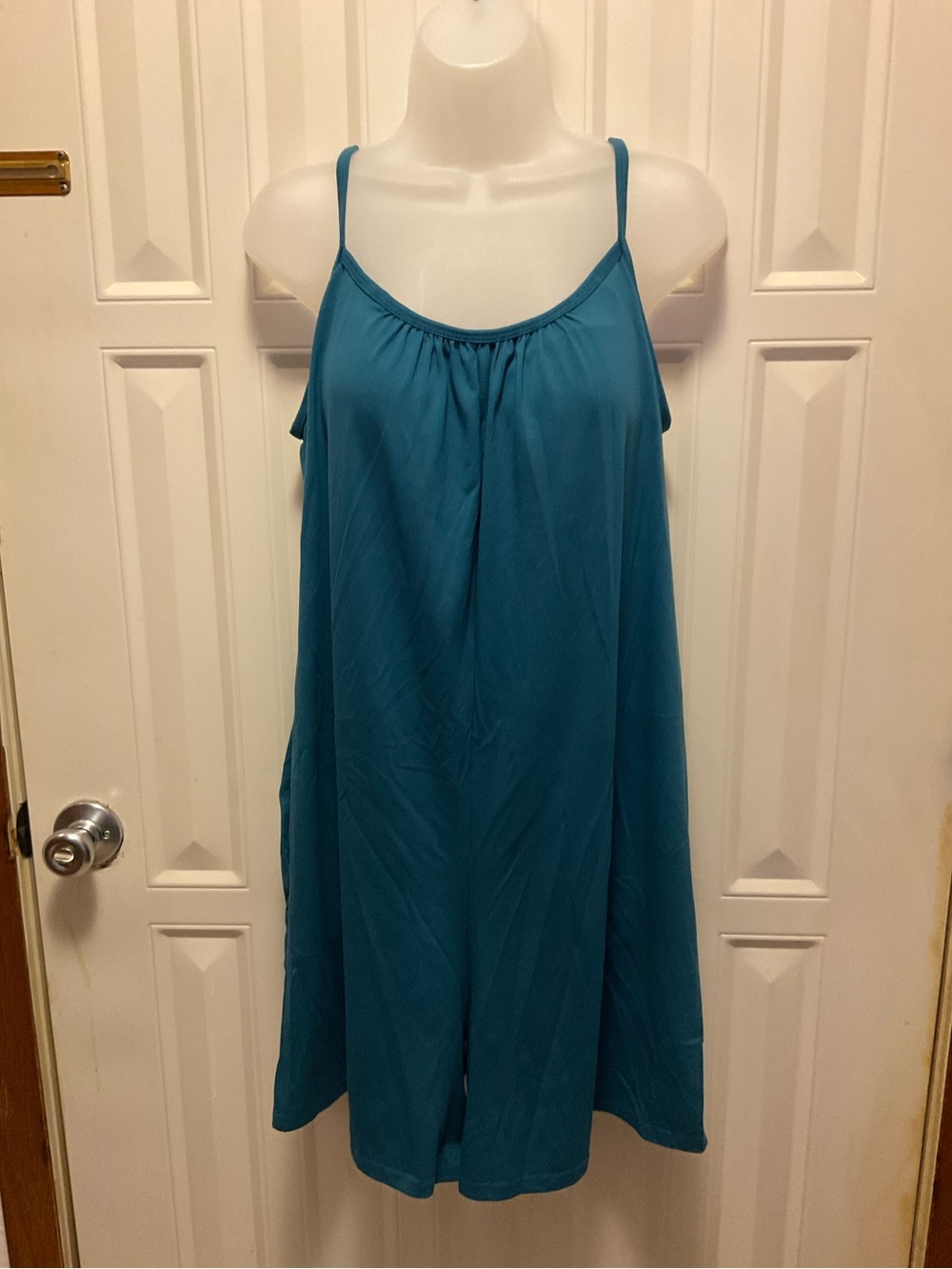 32 Degrees Built in Bra Teal Blue Turquoise Sleeveless Romper Size L